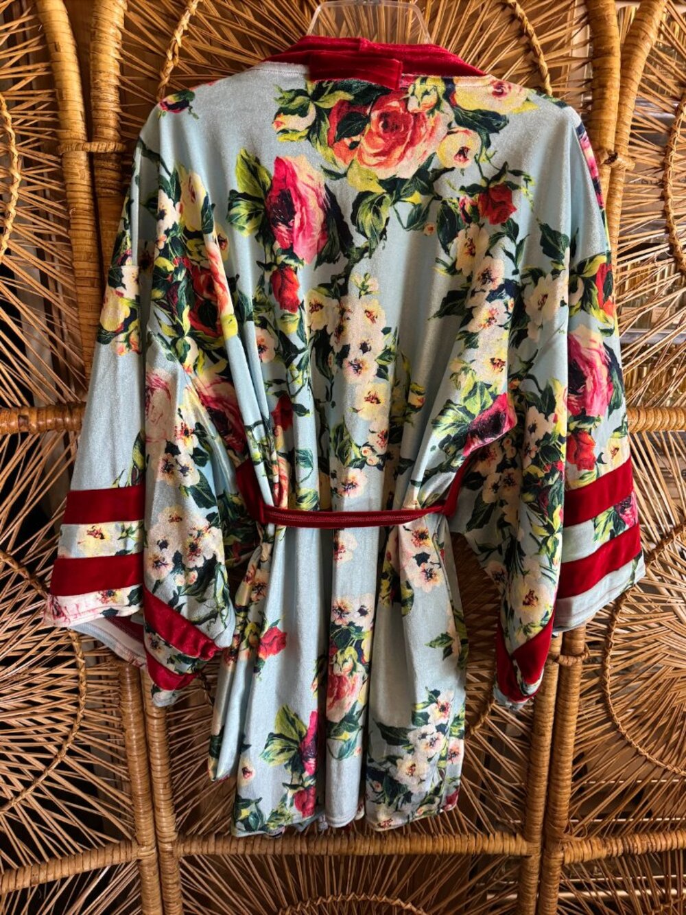 Solstice Intimates Velvet Short Robe | English Rose | One Size - Picture 4 of 4